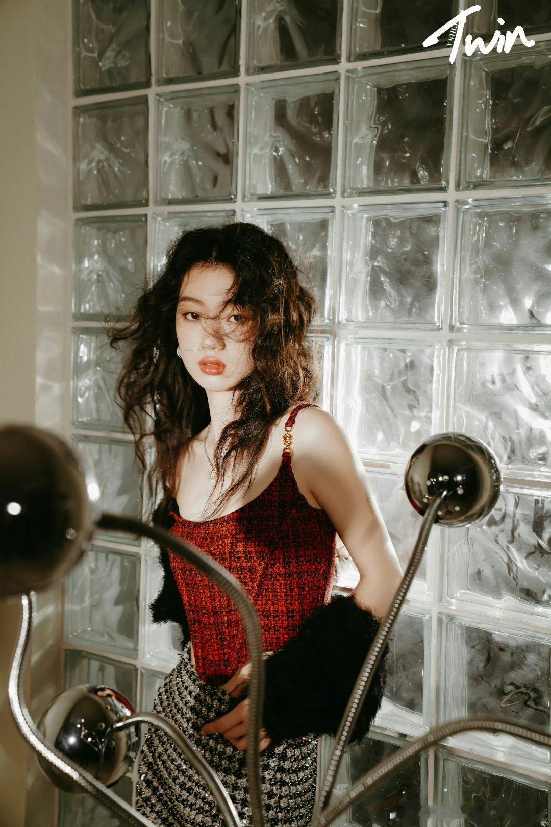 #单依纯[超话]# 陈年老图哈哈哈 ​