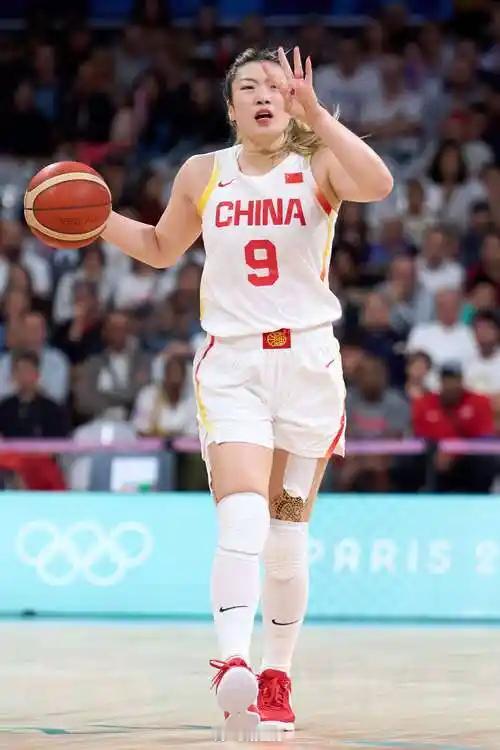 宫鲁鸣不待见，李梦闷声发大财！  此处不养爷，自有养爷处！宫鲁鸣不待见...