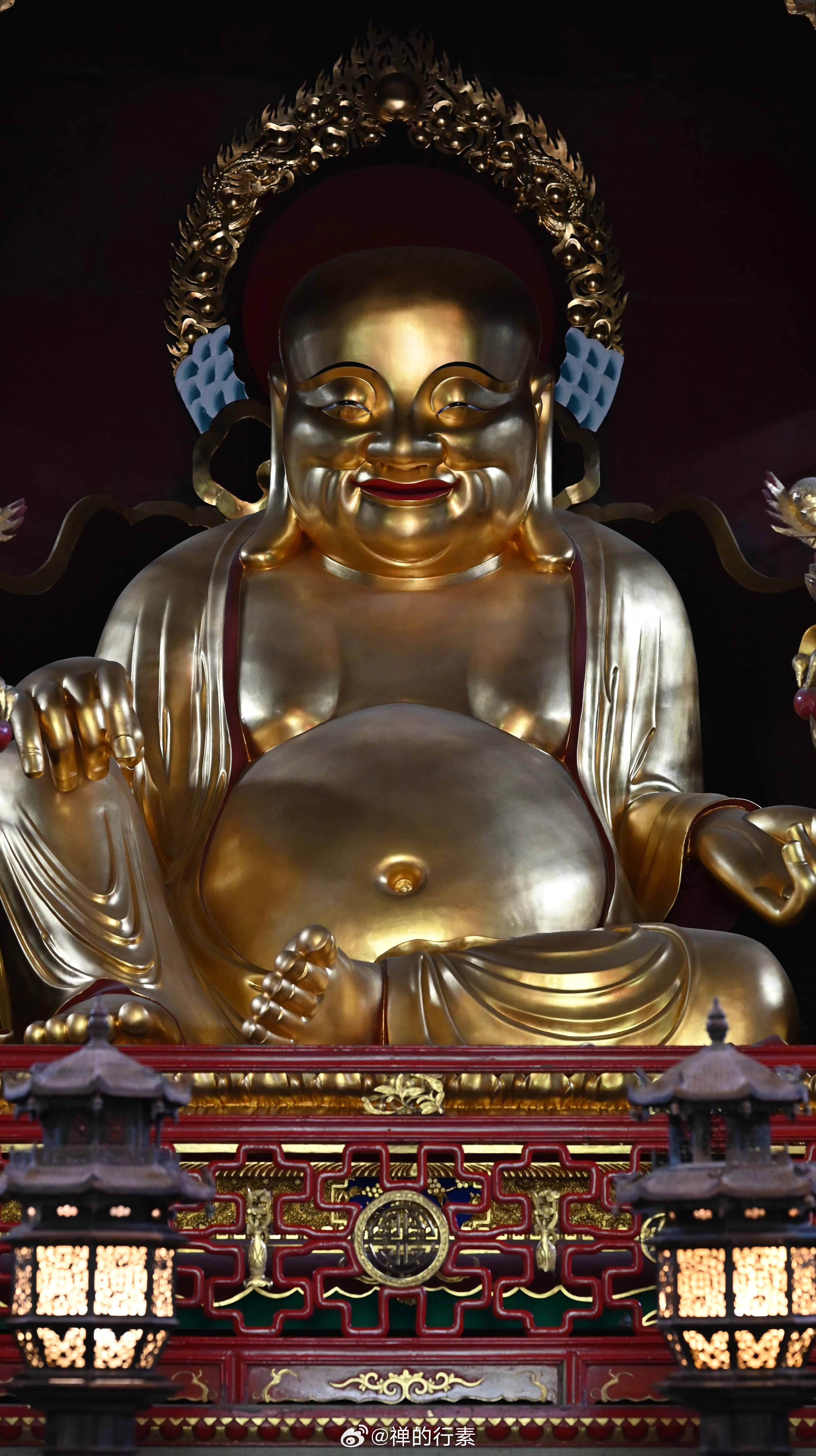 一切境遇，皆是因缘果报，不必嗔怪旁人。善缘带给我们安乐，逆缘教会我们成长，纵使遇到伤害，亦是磨心的功课。以欢喜心面对善缘，用慈悲心接纳逆境，在顺逆之中修持自心，便是人生的修行。 ​​​🙏🍵佛法看世间信仰修行佛法与活法佛学大智慧人生遇见艺术阿弥陀佛 ​​​