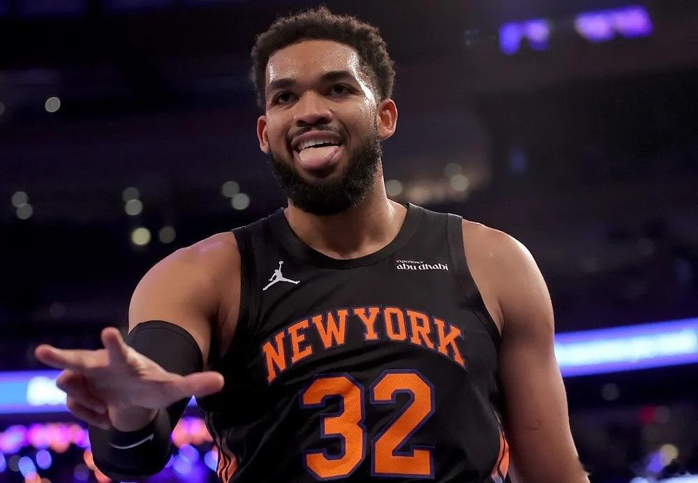 6月9日讯 今日NBA总决赛G3，最终尼克斯111-115不敌马刺，季...
