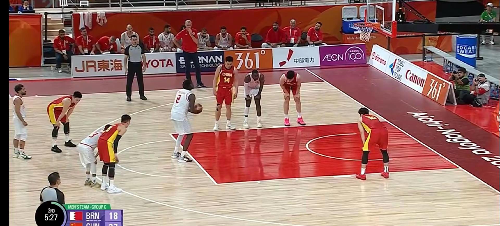 亚运会半场46:29｜中国男篮领先巴林。亚运会男篮 中国男篮 中国vs巴林