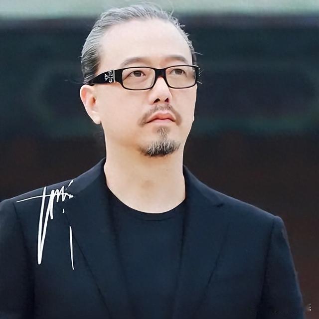 仅一个字回应！张延20年婚姻体面落幕