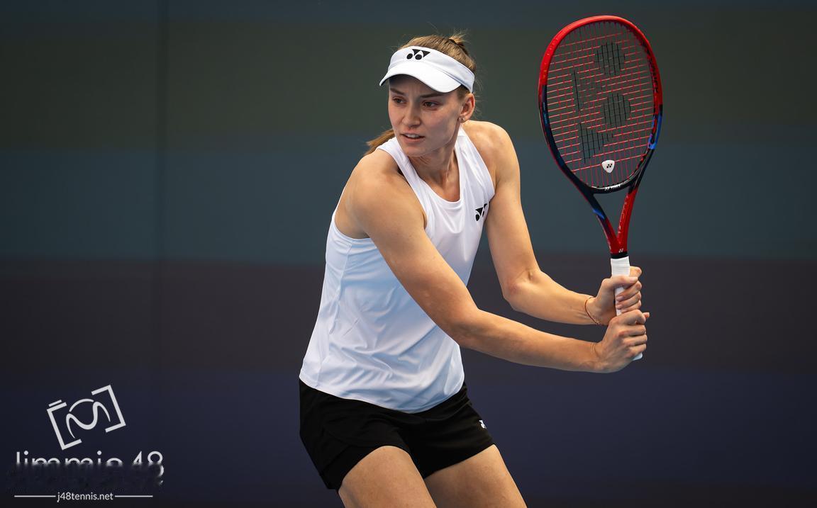#ElenaRybakina[超话]#  
【训练图】2026 中网 10.1
cr G社 / Jimmie48 #莱巴金娜##2026中网# ​