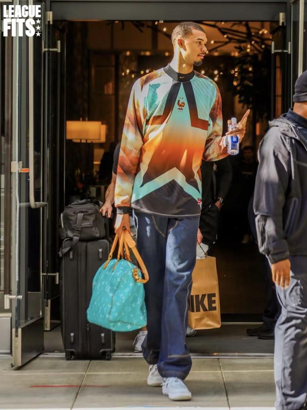 Speedy➕ Hollywood Keepers，文班这小配色玩得可以🗽