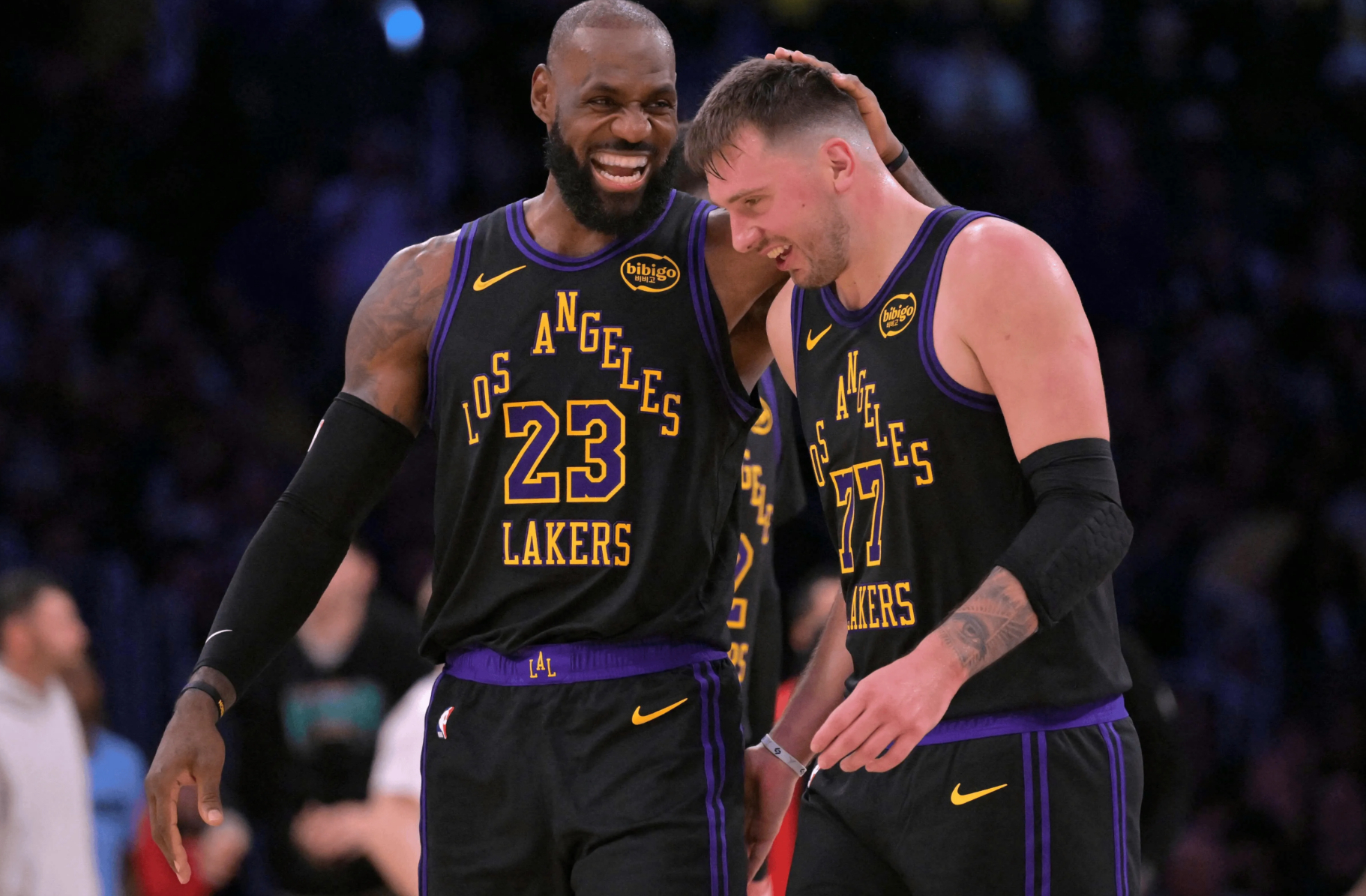 ESPN：东詹相处融洽互相尊重，后者离队是因为与湖人有隔阂  今日，E...