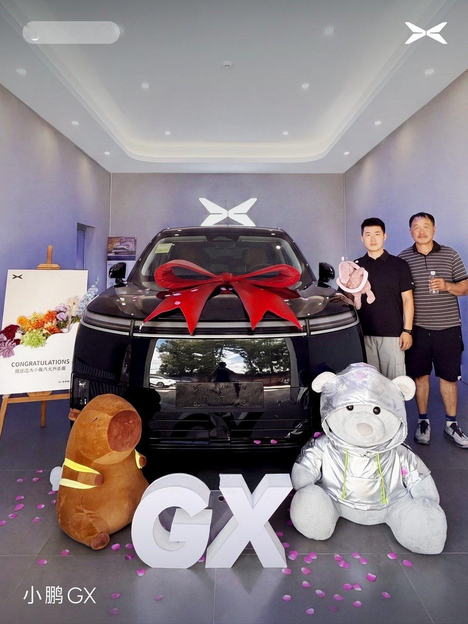 新车已就位，美好生活正式启程[不愧是你]
恭喜新鹏友喜提小鹏 GX，加入小鹏大家庭。
即刻开始，让科技陪伴每一次出发，共赴更多精彩旅程[努力]

#小鹏汽车[超话]# ​