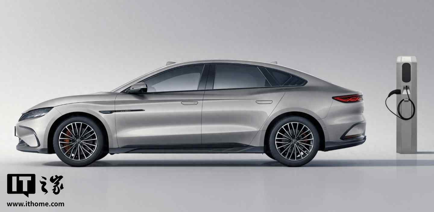 比亚迪悄悄铺了两条电池路，固态和钠电齐头并进，行业有点懵  当前电动车...