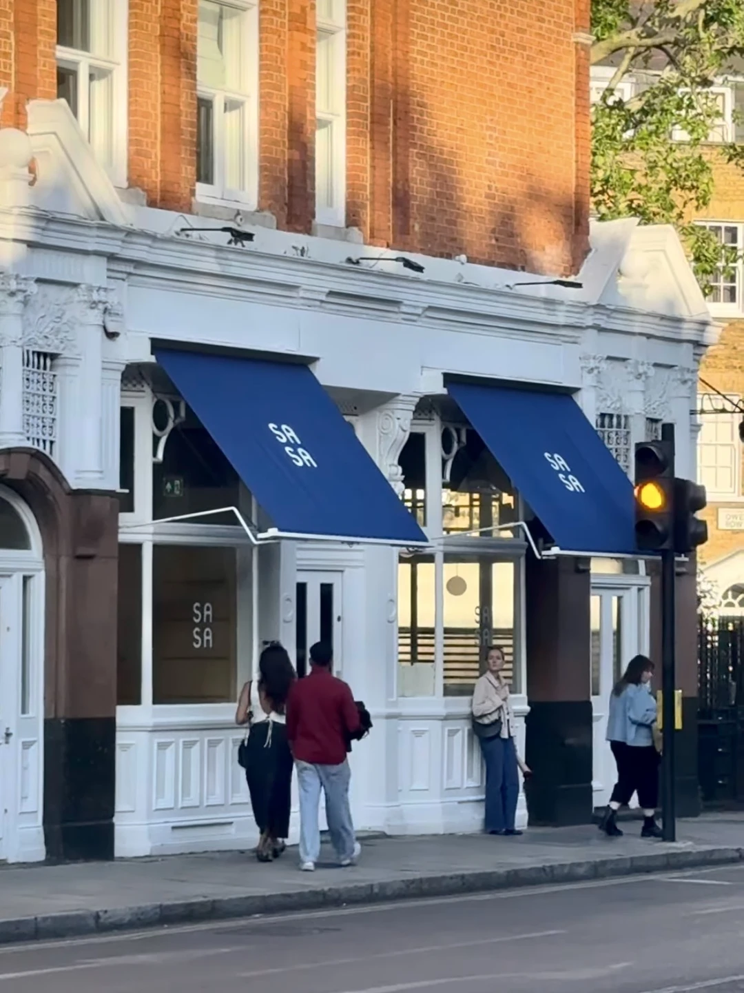 伦敦隐藏日料小店，人均£30家庭式料理