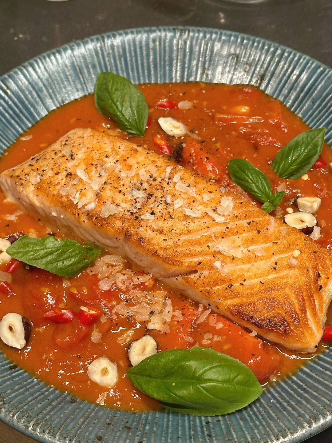 清新红酸汤配肥美三文鱼🍣最爱食材强强联合