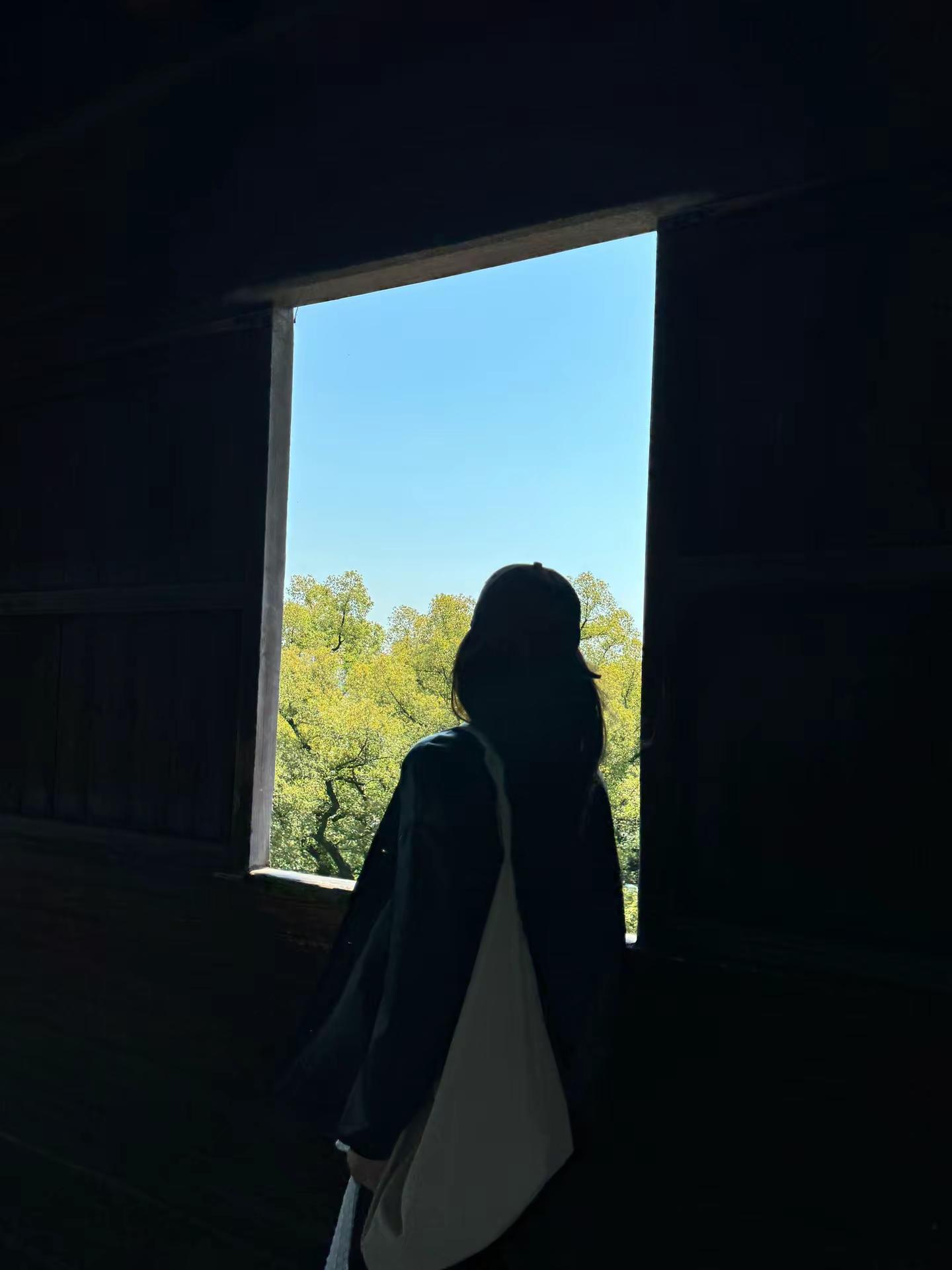 金靖你说的对 我们土象的门很难打开 但是打开了就可以在里面住很久