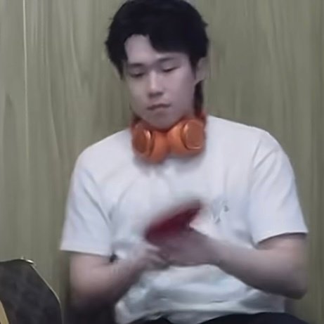 这耳包大得戴成围脖了嘿 ​