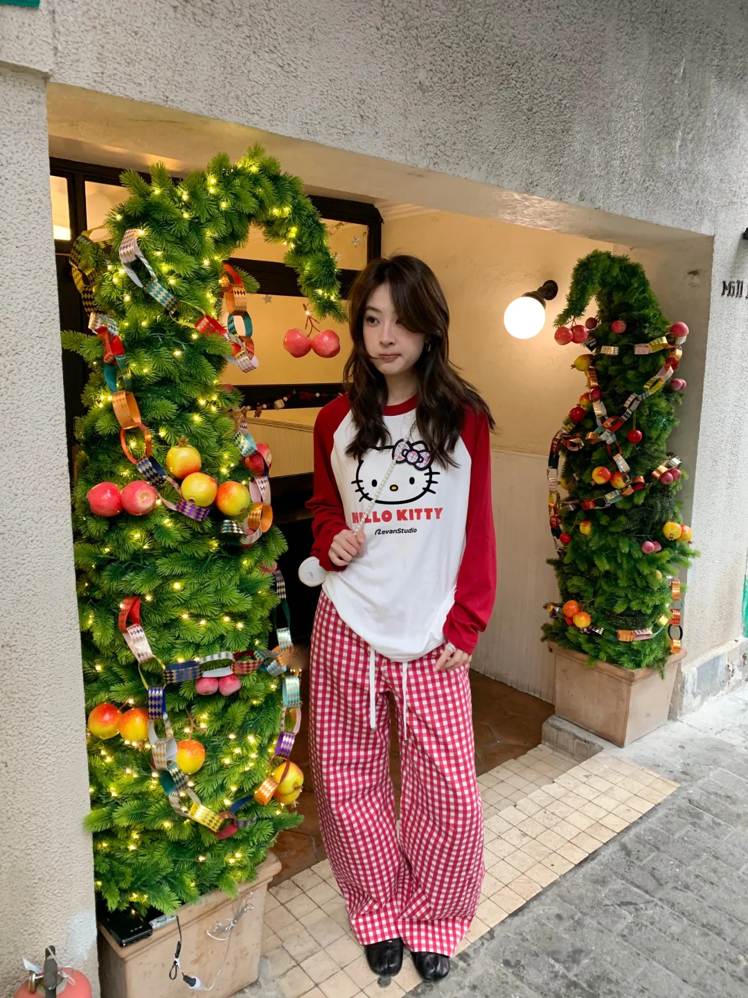 Celebrate Christmas with Kittyꉂ ･ ･ ☆