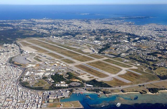据共同社、《朝日新闻》等多家日媒9月8日报道，消息人士透露，美方曾向日本政府承认冲绳县多地水体中检测出的有害物质极有可能来自驻日美军基地，也允许对外公开这一美方立场，但日本政府选择掩盖此事，将该立场从公开文件中删去。
据日媒8日最新报道，驻日美军曾在2023年12月时向日本政府承认普天间基 ​