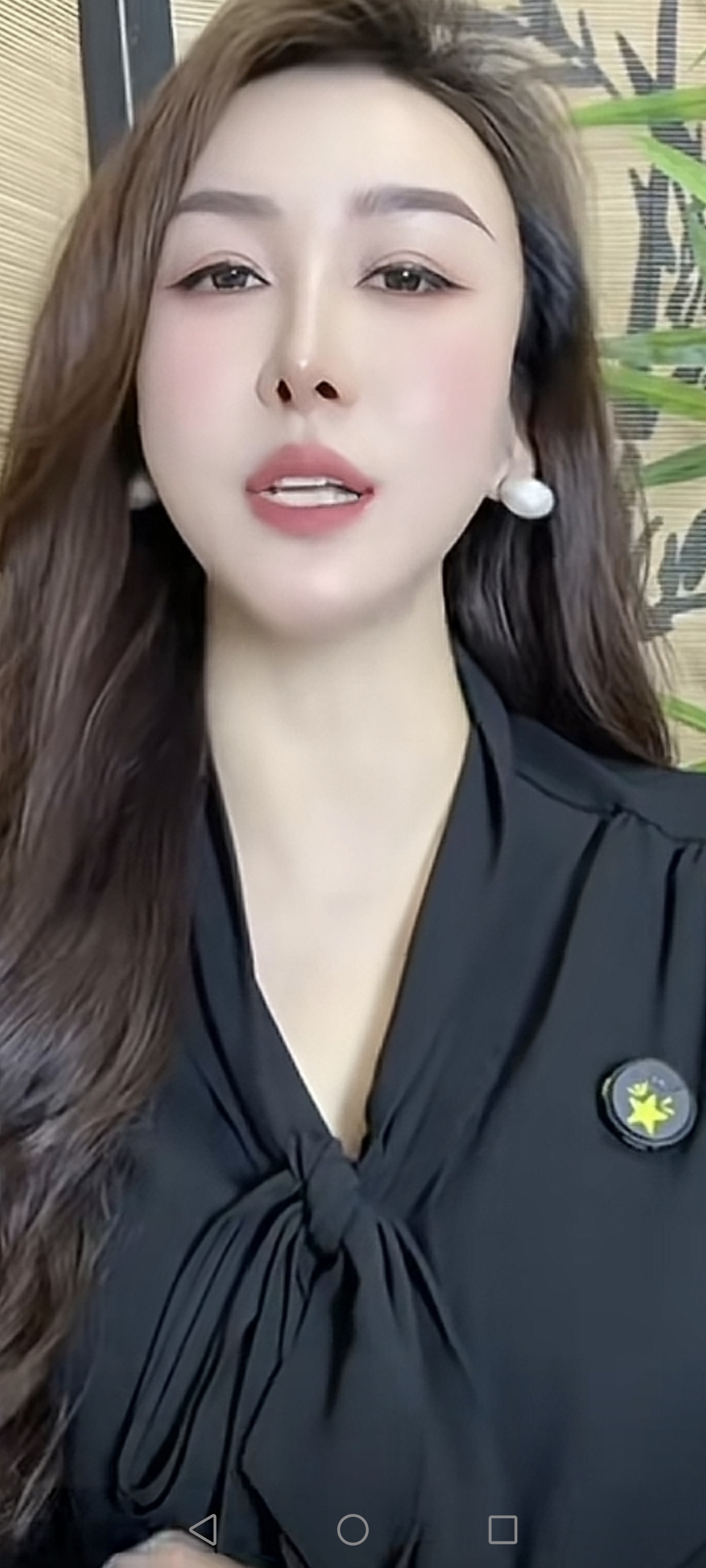 现在网上一提到30+未婚女性，总爱套“剩女”的标签
