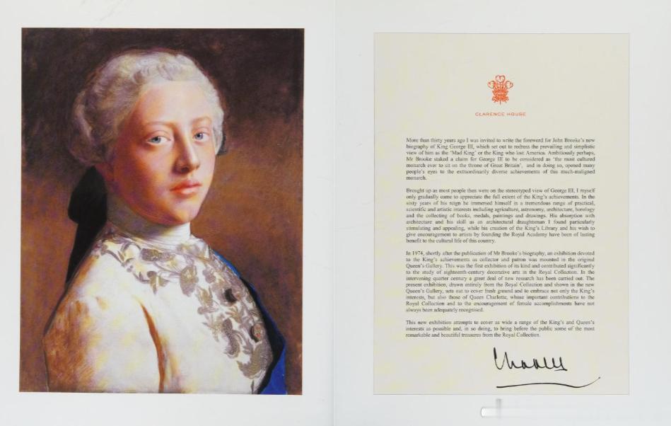 推书：《George III & Queen Charlotte: Patronage, Collecting and Court Taste 乔治三世与夏洛特王后：赞助、收藏与宫廷品味》介绍了乔治三世和他老婆夏洛特王后在统治的五十年间，如何推动宫廷乃至整个社会的艺术发展。书中收录了大量皇家收藏艺术品，揭示了乔治三世作为父亲、君主和文人等鲜为人知的一面，并展现了他作为当时最具广博、最具影响力和最具远见的收藏家之一的真正地位。本书对乔治时期美术和装饰艺术的研究非常有用，建议历史珠宝，艺术品爱好者收一本。ps.1792年（清乾隆五十七年），英国的工业革命正在进行，又恰逢乾隆生日，乔治三世派乔治·马戛尔尼勋爵为首的团队来华，为乾隆贺寿。马戛尔尼在1793年6月21日抵达中国，并在9月14日（农历八月初十）在避暑山庄觐见乾隆，参加了万寿庆典。pps.1761年，乔治三世与德国公爵的女儿索菲·夏洛特在圣詹姆斯宫皇家礼拜堂结婚。乔治三世还为其妻子购买了白金汉宫作家庭住宅之用，在那里举行了许多宫...