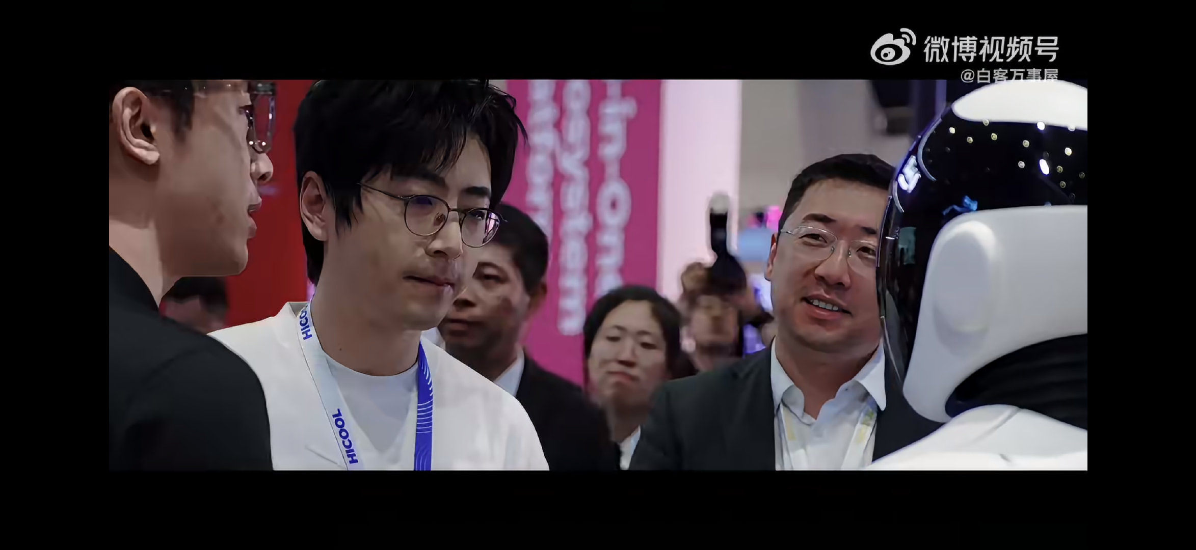 #cucn201白客[超话]##白客[超话]# 小狗吐舌小狗抿嘴 狗萌[期待] ​
