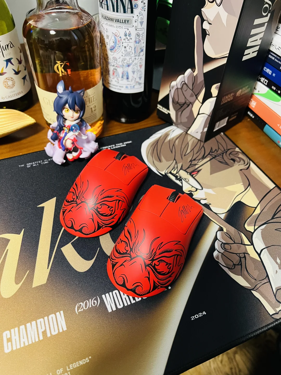 雷蛇Faker大魔王签名版鼠标，用Faker鼠标，必须要配一张Faker鼠标垫！