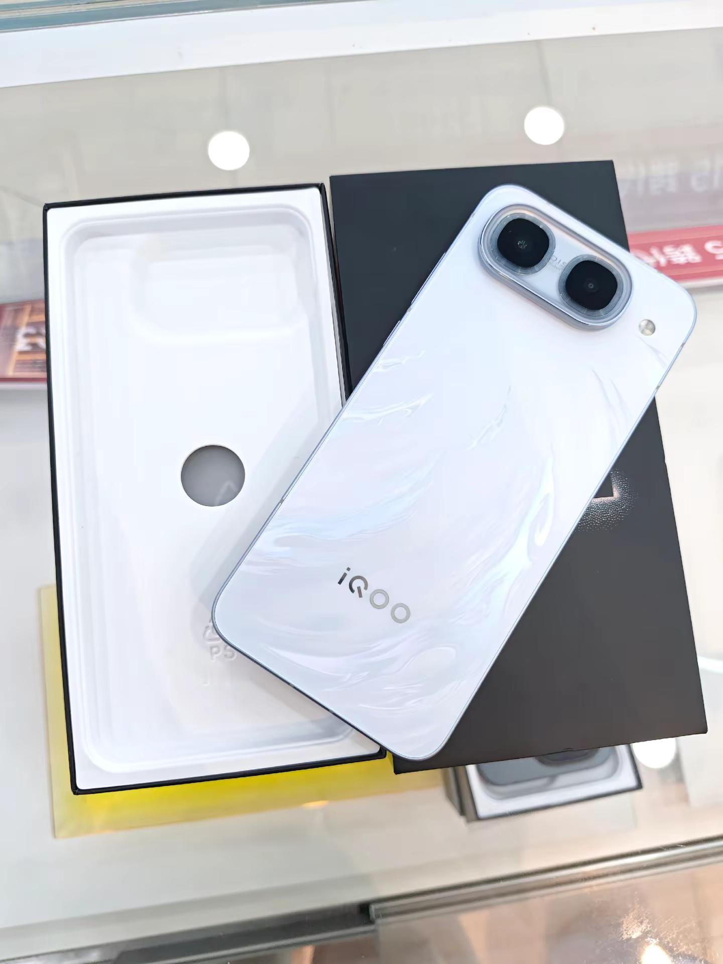 vivo夏日超值季vivoS60  vivoiQOONeo11至尊版