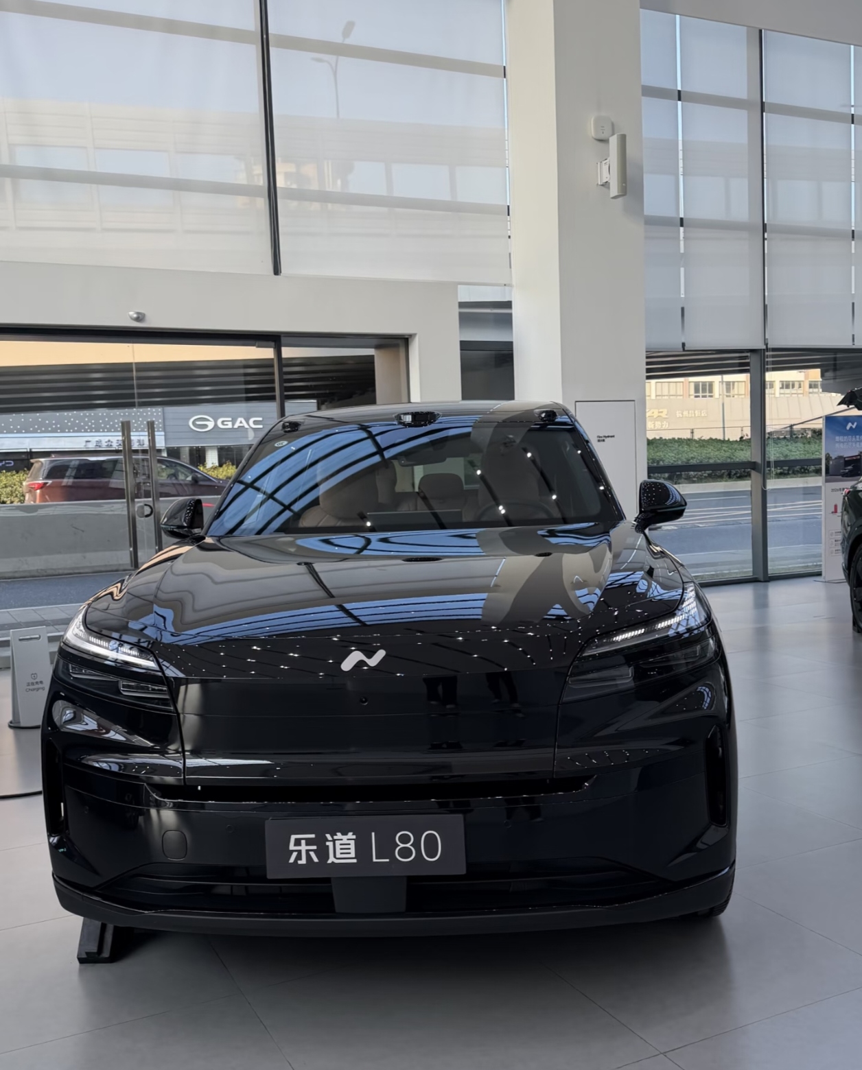 乐道L80实车，线下看车才懂有多耐看