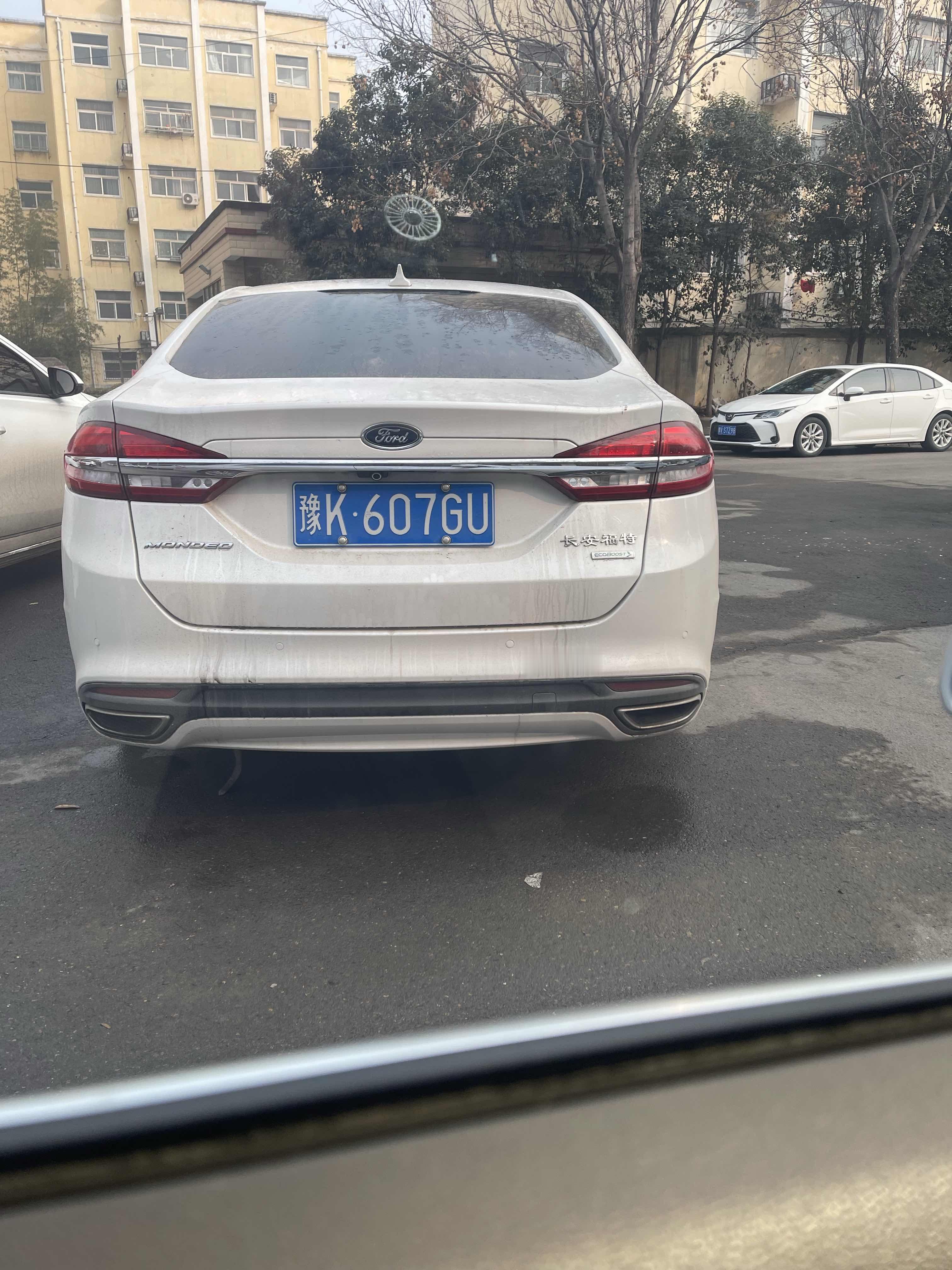 汽车企业发展高端品牌战略，其实是一把双刃剑。 从好的方面看，能提升品牌...