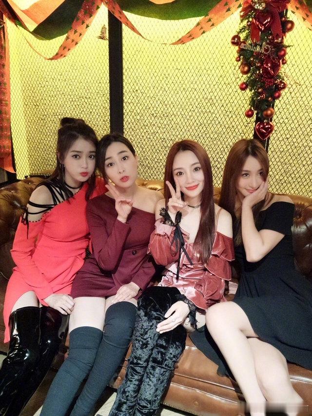 #秦岚[超话]# 好美😍 妈咪我爱你 ​