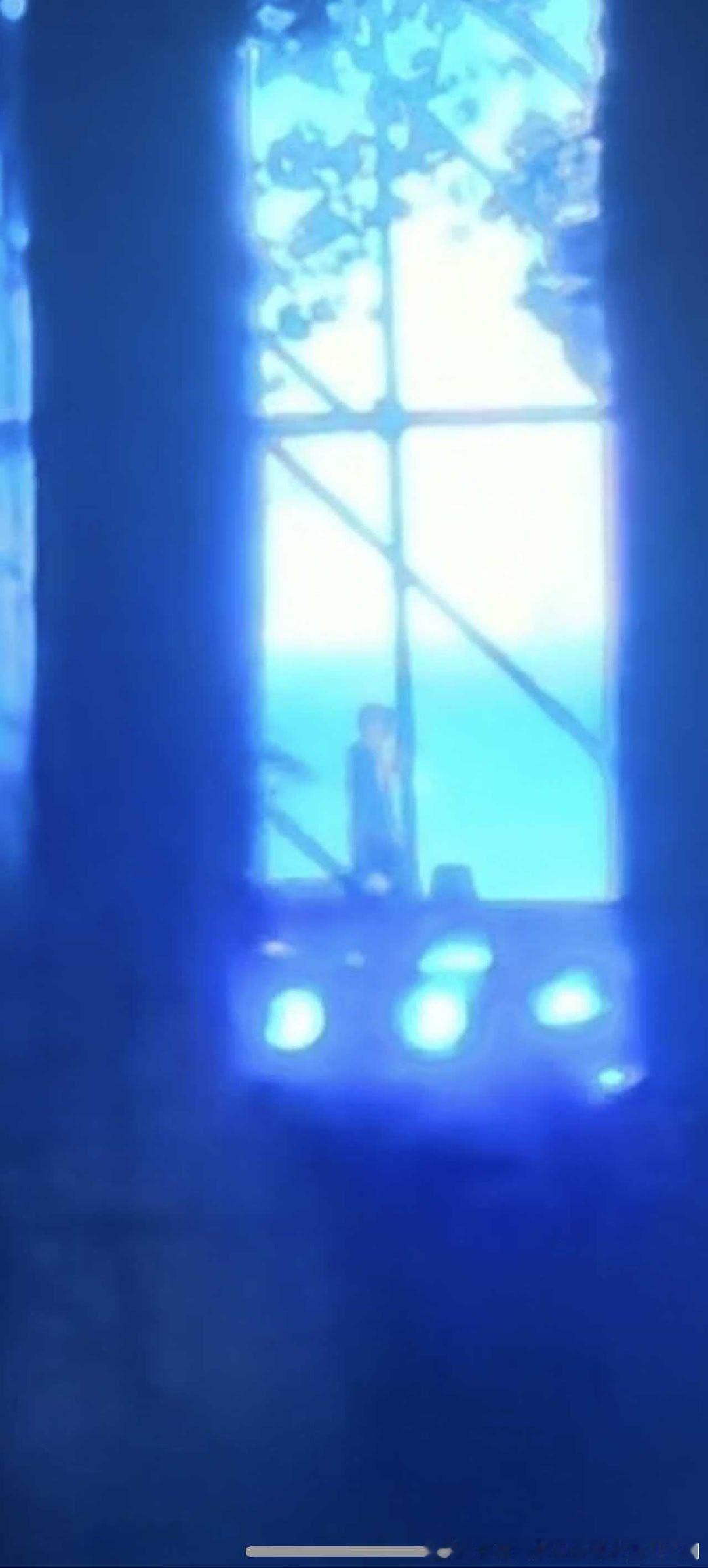 音乐节…（有一首反深代词）#周深[超话]# ​