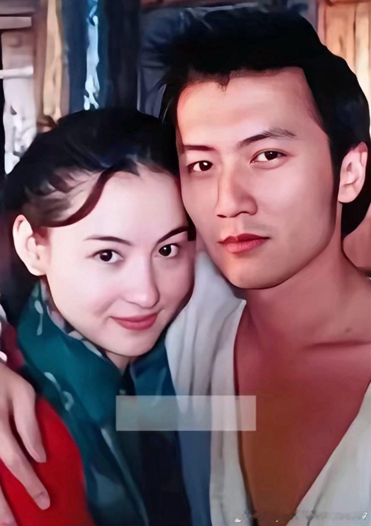 相爱容易相处难？张柏芝谢霆锋离婚的真实原因：和照片无关

当年张柏芝每天亲手给片场的孩子煮糖水，人人夸她温柔贤惠。

可只有导演王晶看得出不对劲

她一边煮，一边当着全剧组的面骂丈夫谢霆锋。

王晶在自己的节目中透漏：他们离婚跟陈冠希无关，跟王菲无关，就是性格不合。

2008年的照片事件，曾 ​