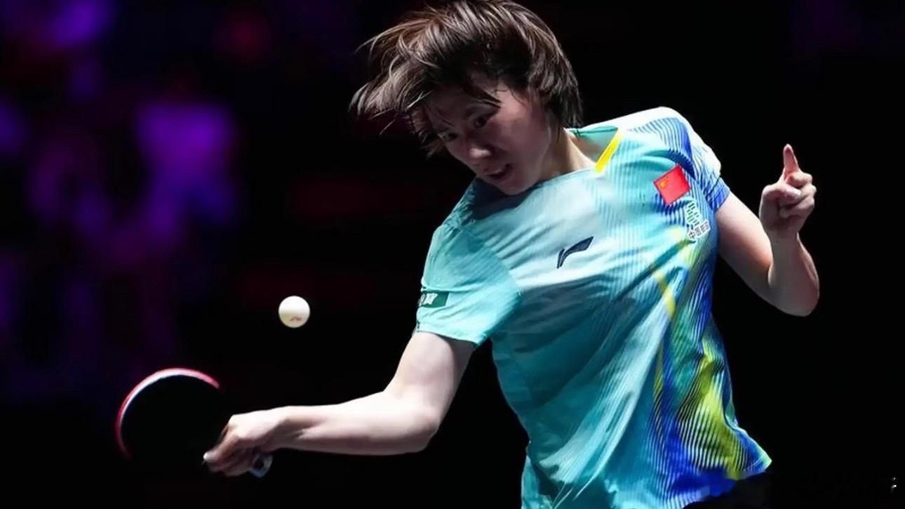 #听说隔壁班新生有6块奥运金牌#

拒绝被逆转！陈熠杀进决赛！
🏓2-0领先被追到3-3
第六局16-18惜败
换谁心态不崩啊？？
 
但陈熠偏不！！🔥
决胜局直接11-4碾压早田希娜
总比分4-3杀进决赛！！
 
七局比分：
11-4✅ 11-6✅ 8-11❌ 11-8✅
8-11❌ 16-18❌ 11-4✅
 
这就是国乒的韧性吧😭
被追平又 ​