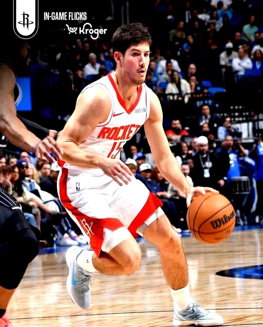 火箭新秀谢泼德，真要成“下一个拉塞尔”了？  他俩身高体重差不多，打法...