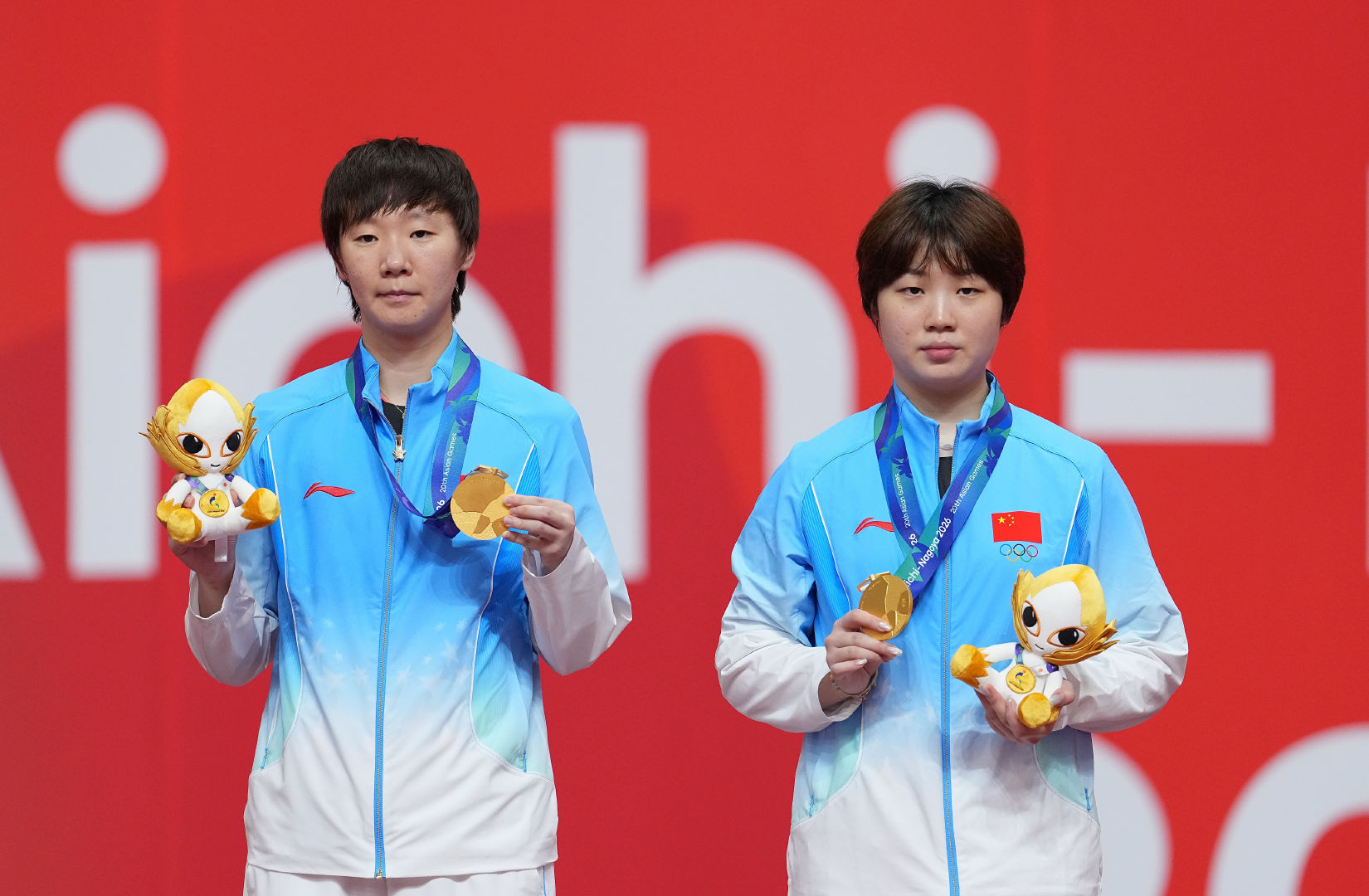 【2026爱知·名古屋亚运会】｜20260928

女双颁奖·图片1

©️新华社
#王曼昱蒯曼4比0张本美和早田希娜##王曼昱蒯曼金牌# ​​​