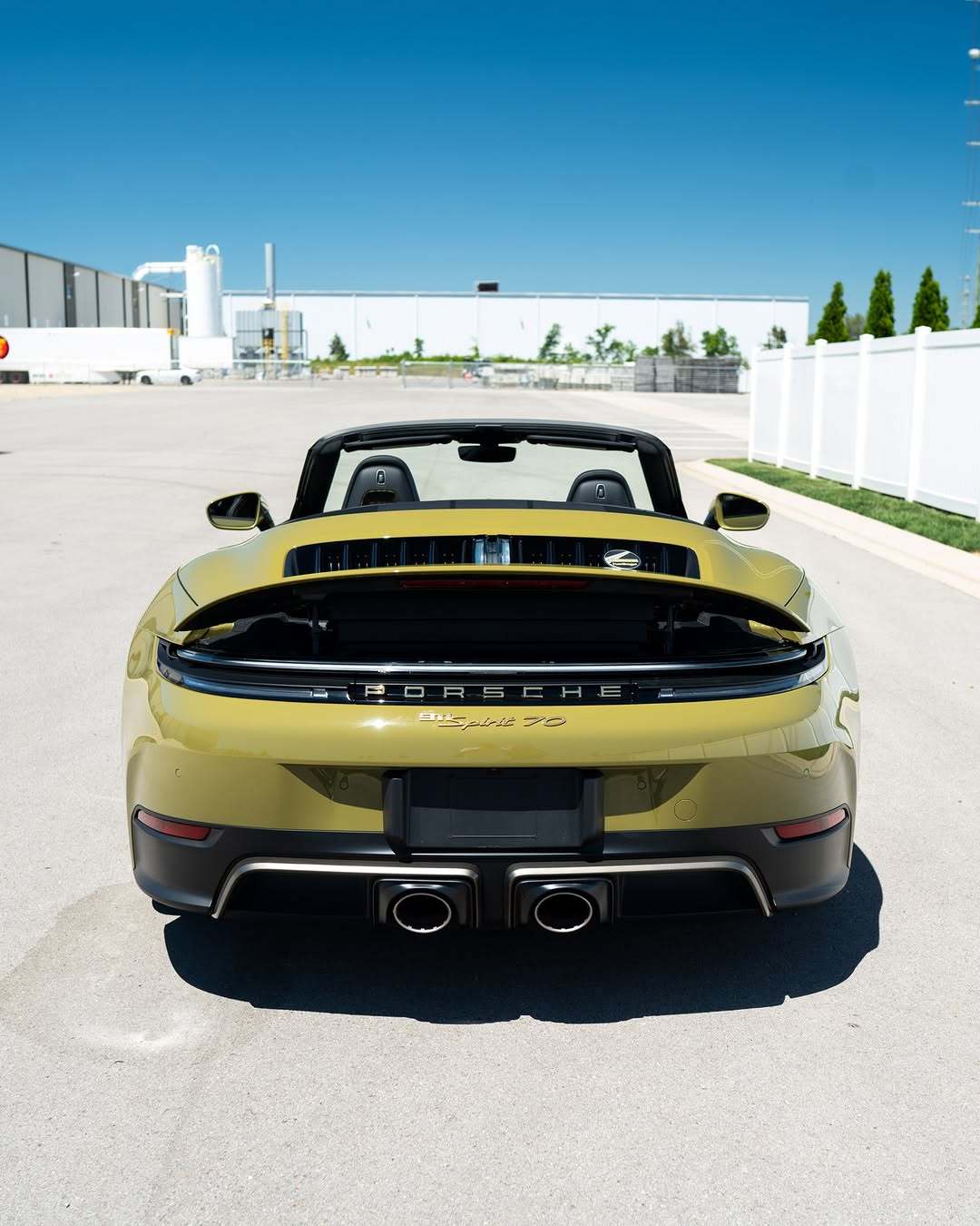 2026款保时捷911 Spirit 70  该车型全球限量仅1500...
