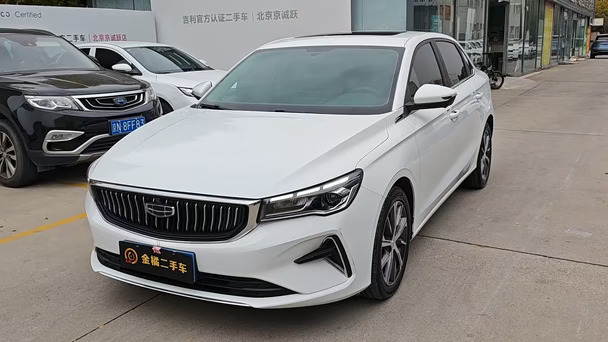 最新到店 吉利帝豪 个人一手车 2024年 1.5 自动 天窗 尊贵版 皮质座椅 360倒车影像 一