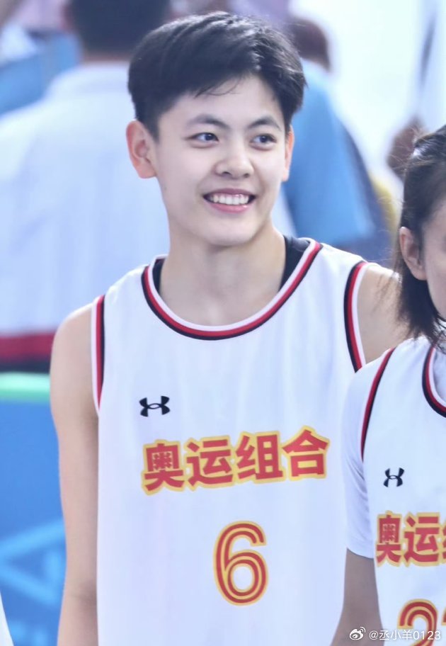 #杨舒予[超话]# 喜欢杨舒予的第290天“想念自家杨的一天”啦[爱你] ​