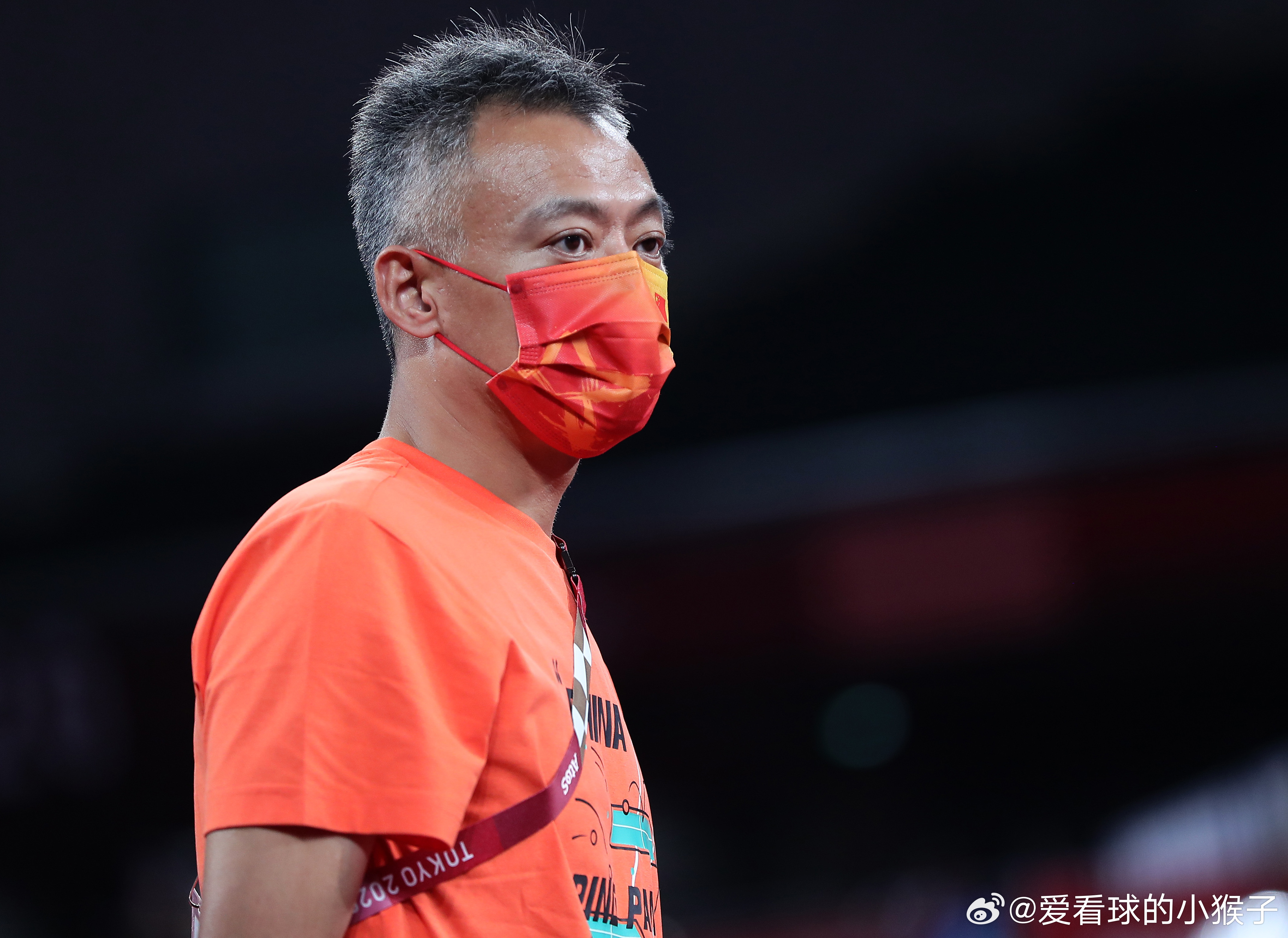 #孙颖莎 秦志戬#🏓
名古屋亚运会，国乒总教练秦志戬带队出征，孙颖莎身兼女团、女单、混双三项参赛，是队伍的核心主力。

秦志戬多次公开评价孙颖莎，称她是新周期不可替代的全能主力，单打、双打、混双都具备很强竞争力，多线作战的能力十分突出。

本届亚运会，孙颖莎此前经历伤病调整，封闭集训后 ​