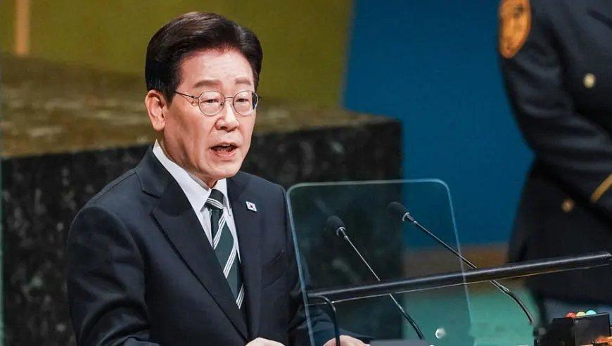 泽连斯基披露“乌克兰已将朝鲜战俘送往韩国”的消息，李在明公开指责，称此举严重违反了双方的保密协议 来自​