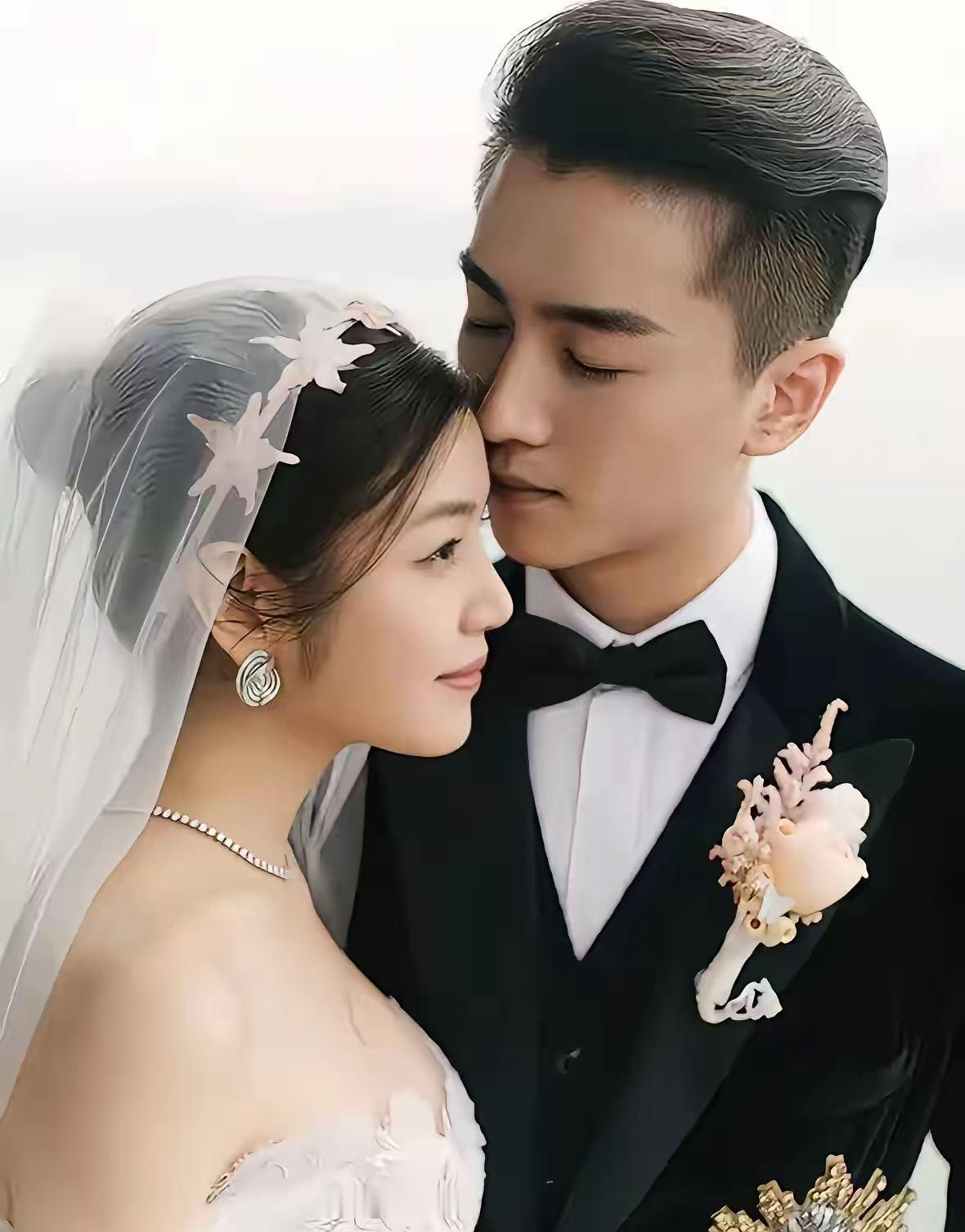 陈晓与陈妍希的婚姻状态仍然稳定，最新信息显示两人2023年依然是合法夫...