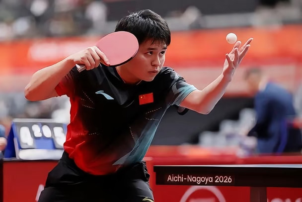 遭16岁小将爆冷，林诗栋：犯了不该犯的错误