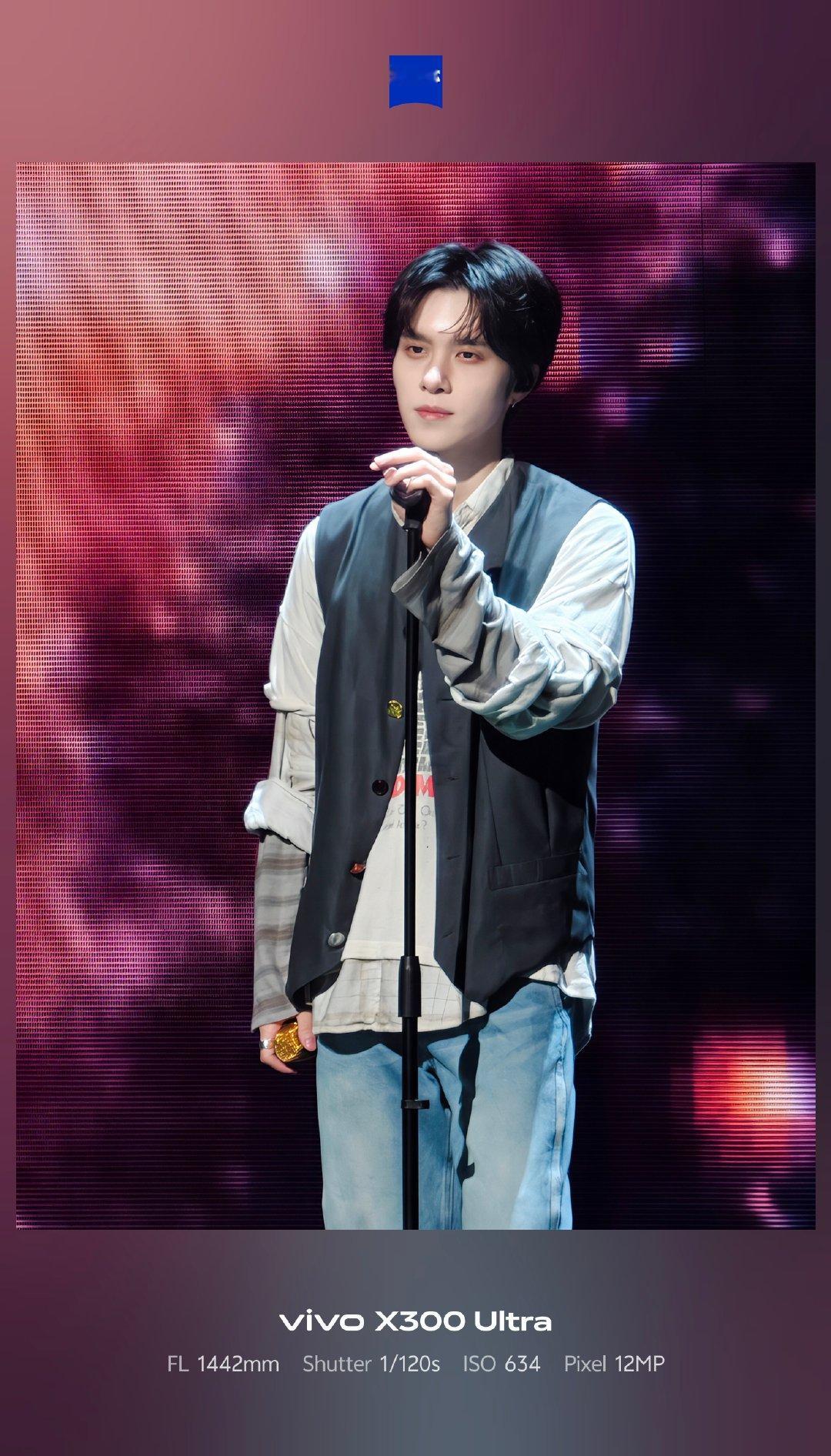 #WayV[超话]# 📷 威神V #WayV_BORNTHISWay# 广州演唱会  ​