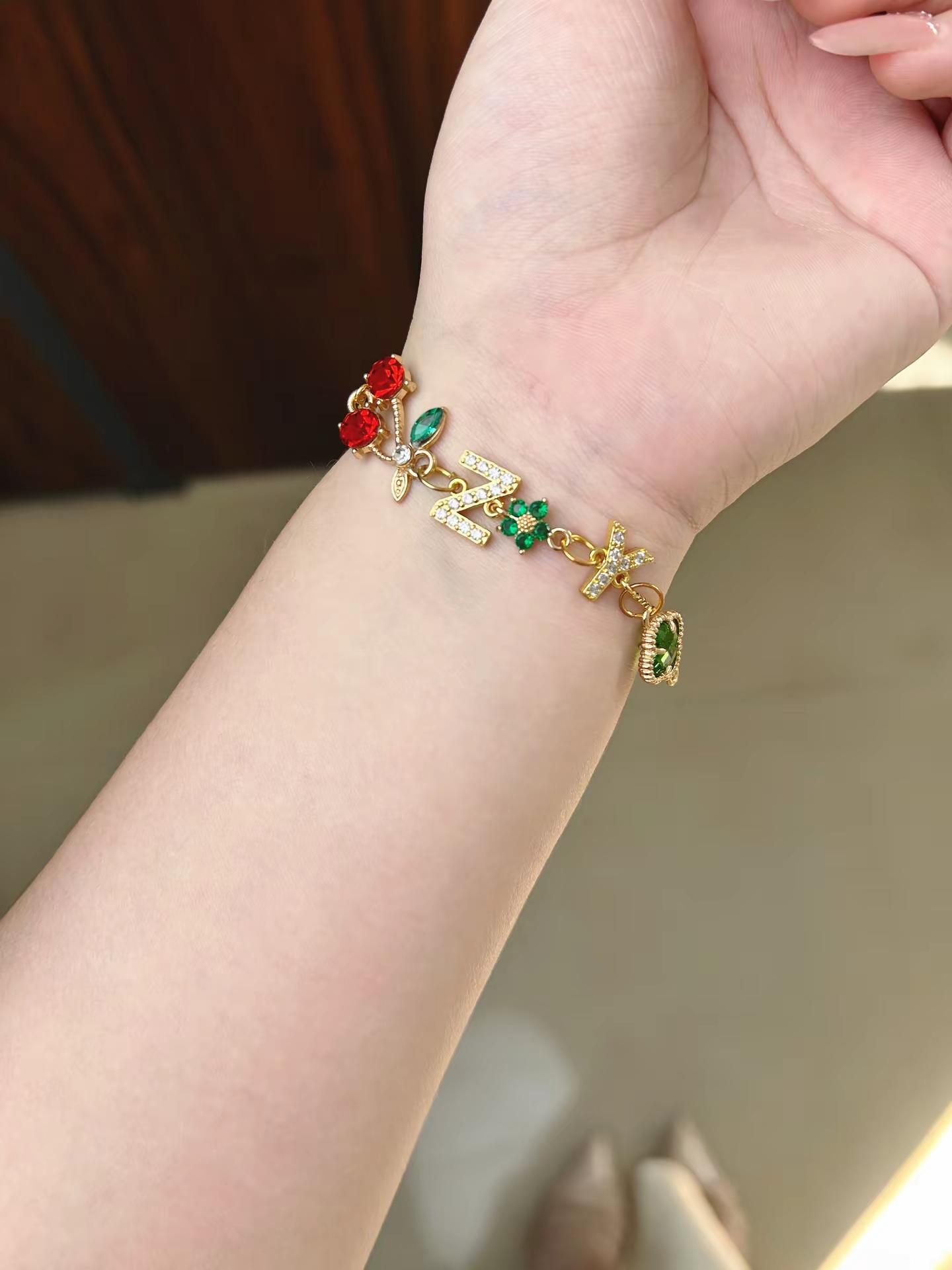 张真源。你总是盘旋在我脑海里面张真源 張真源