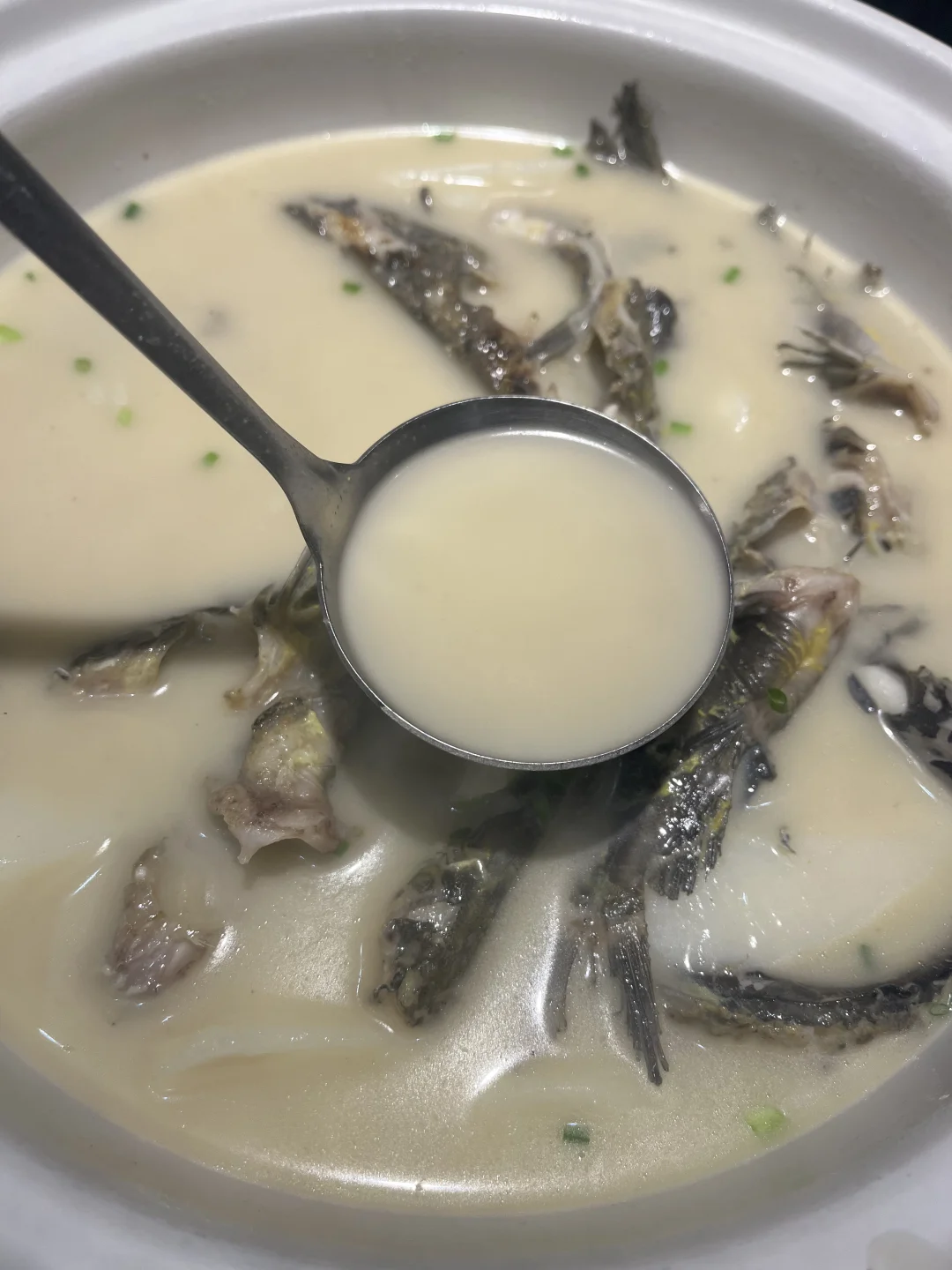 武汉的冬天，一碗治愈人心的鱼汤