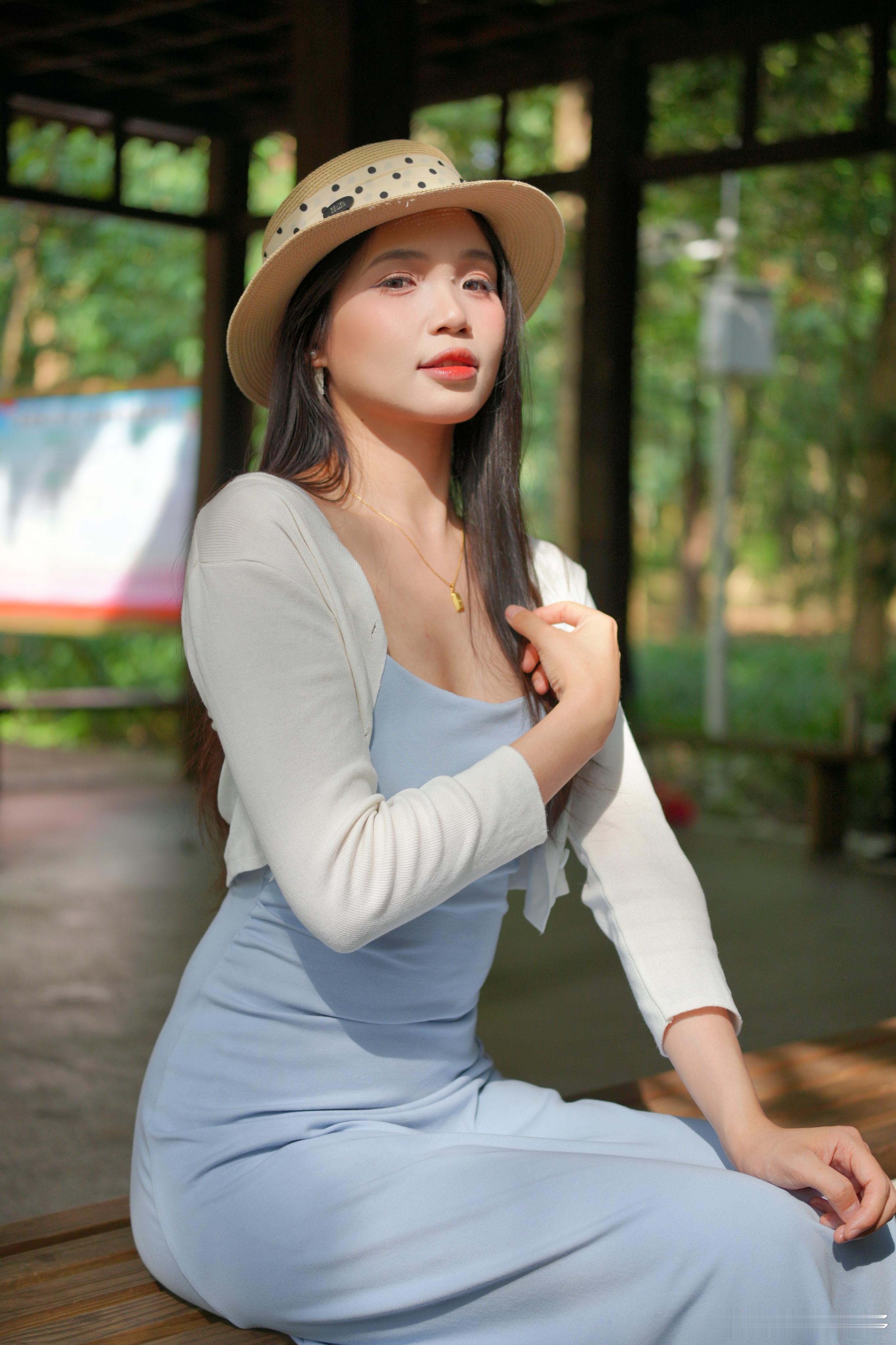 人像练习，刚好碰到清新美女小姐姐，快拍一组漂亮靓照