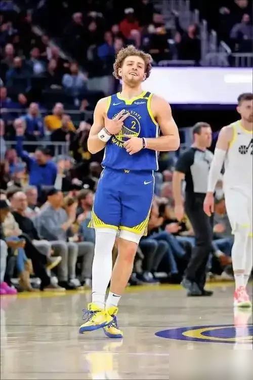 刚打一年就敢要2000万，勇士这小子真把自己当库里接班人了？球队直接放...