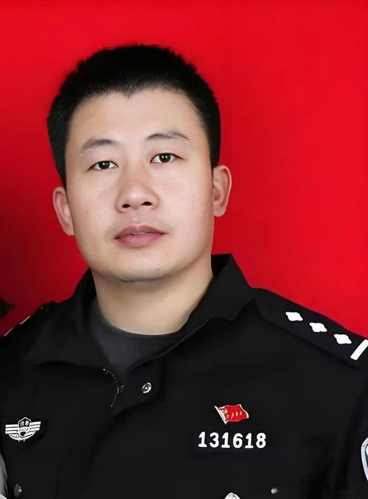 今天是公务员，明天可能就是阶下囚，明天的事谁又能知道呢，只有活在当下。希望正义必胜！ ​
