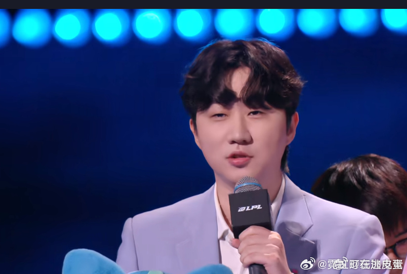Daeny：敌人是自己。队伍五线皆强，BP虽有不同，预计决赛3-1。此前对战AL，队伍以3:0取胜。blg没有等来igig无缘lpl决赛IG冒泡赛面对TES ​​​