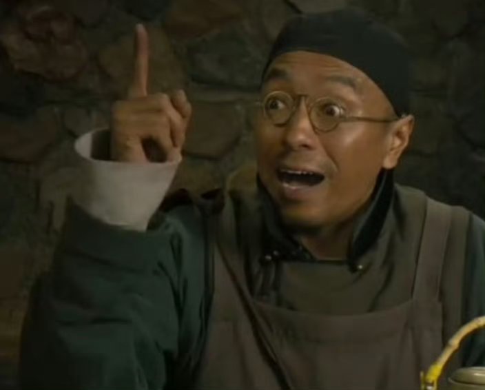 #买手机在意保不保值吗#
在意，但也不在意。
因为在意的话前提是你预算够高，买旗舰，但这种情况下，而且是考虑一年一换，这种情况旗舰款，大容量的优先级会高。
否则你考虑的其实是过几年换机的时候回点血，可以少掏点钱。
回血和保值本质还是两个概念。 ​