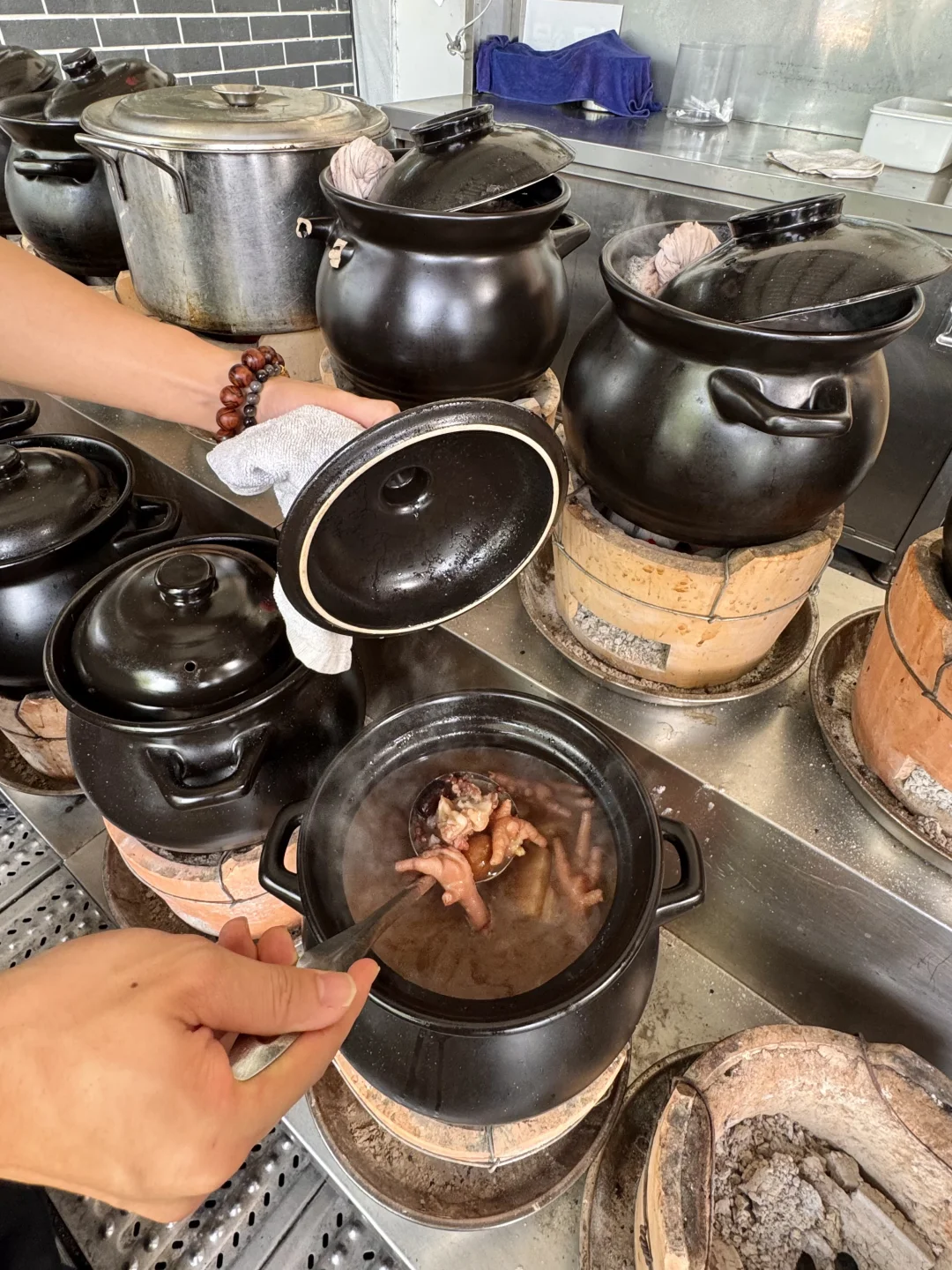 江门老城区！！极品老火靓汤（老嘢饭）😭！！！