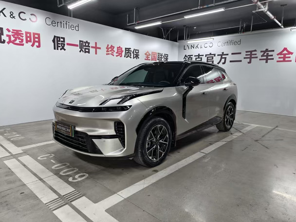 准新领克08 EM-P Ultra，长续航插混家用SUV