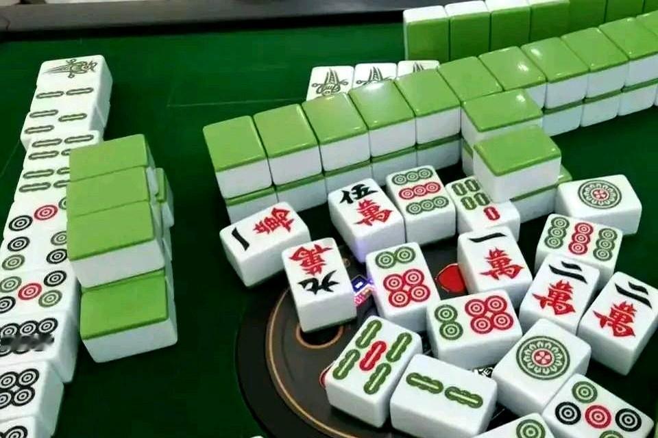 现在还有这么“拎得清”的夫妻？我直接看傻了！  现在网上吵翻了，有人说...