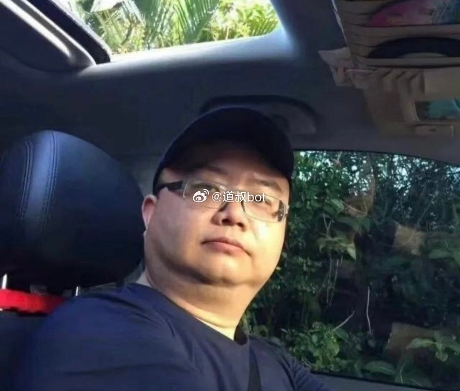 现在知道了，他是一位值得尊敬的自媒体人，甚至觉得他可以获得称号和立碑。

#徽剑案 呼吁抗诉# ​