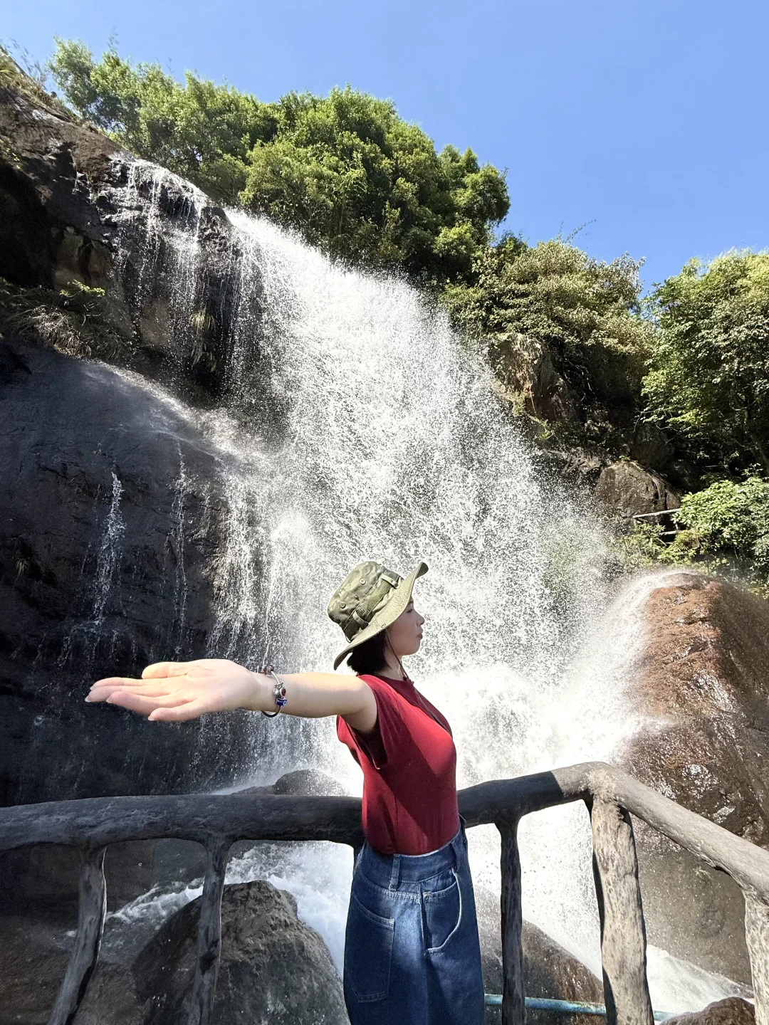 10.02白水寨实况！人不算多！好停车🅿️可冲！